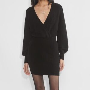 Aritzia Wilfred “Elsie” Dress